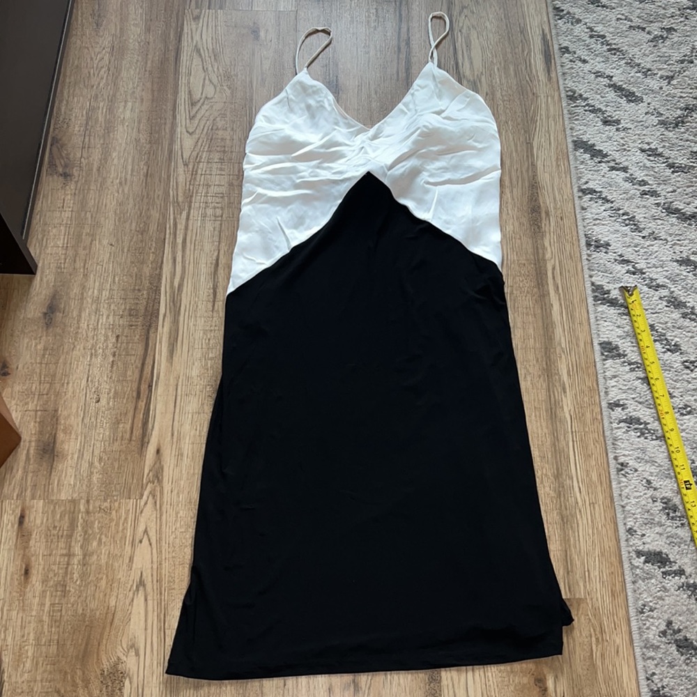 NEW! Zara Two-Toned Black and White Satin Dress - Picture 6 of 13